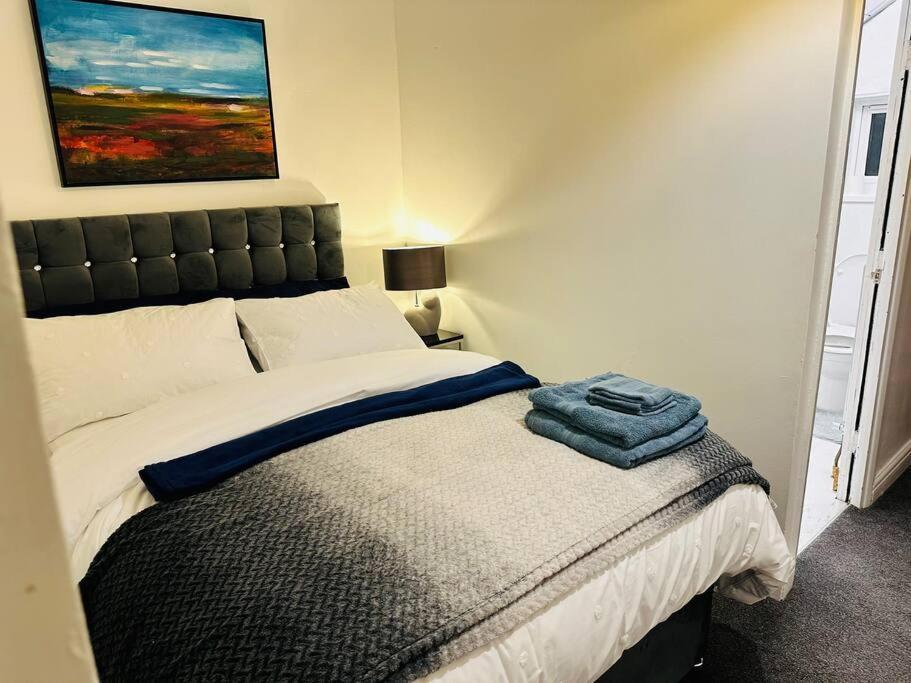 1 Luxe Exec Bedroom Apt Derby Luaran gambar