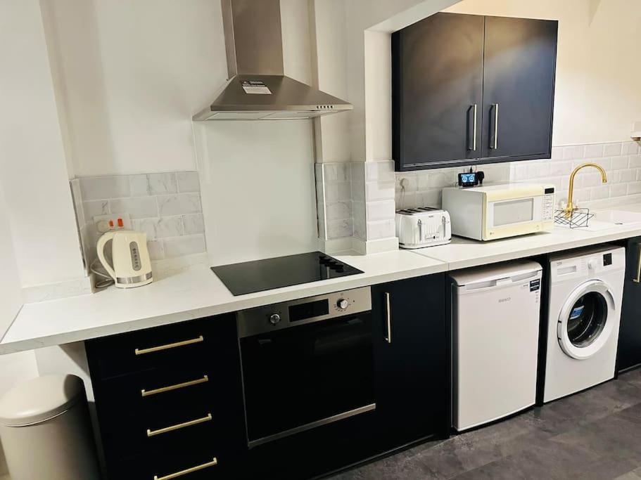 1 Luxe Exec Bedroom Apt Derby Luaran gambar