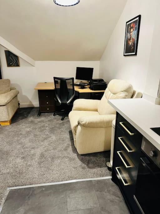 1 Luxe Exec Bedroom Apt Derby Luaran gambar
