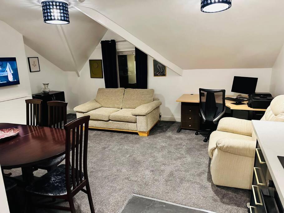 1 Luxe Exec Bedroom Apt Derby Luaran gambar