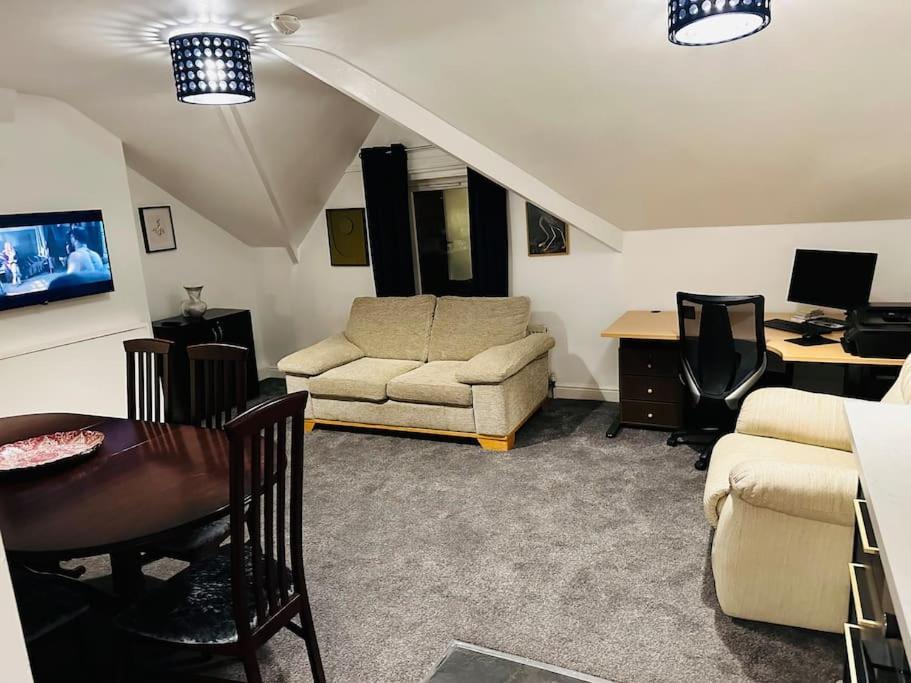 1 Luxe Exec Bedroom Apt Derby Luaran gambar