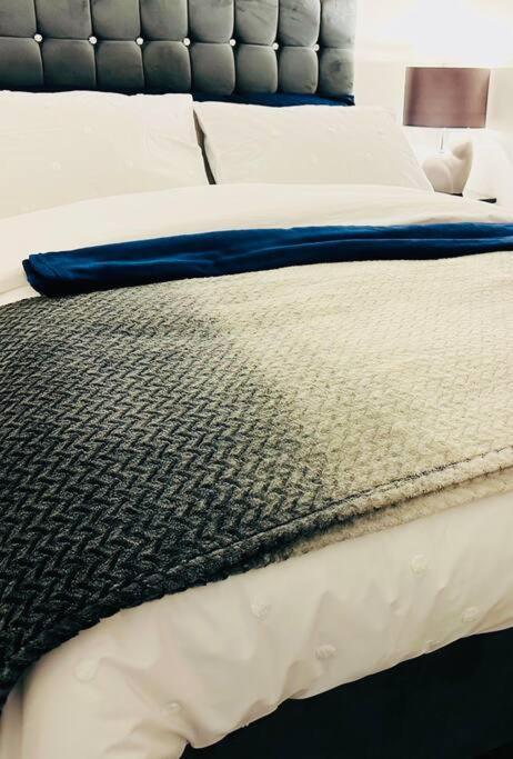 1 Luxe Exec Bedroom Apt Derby Luaran gambar
